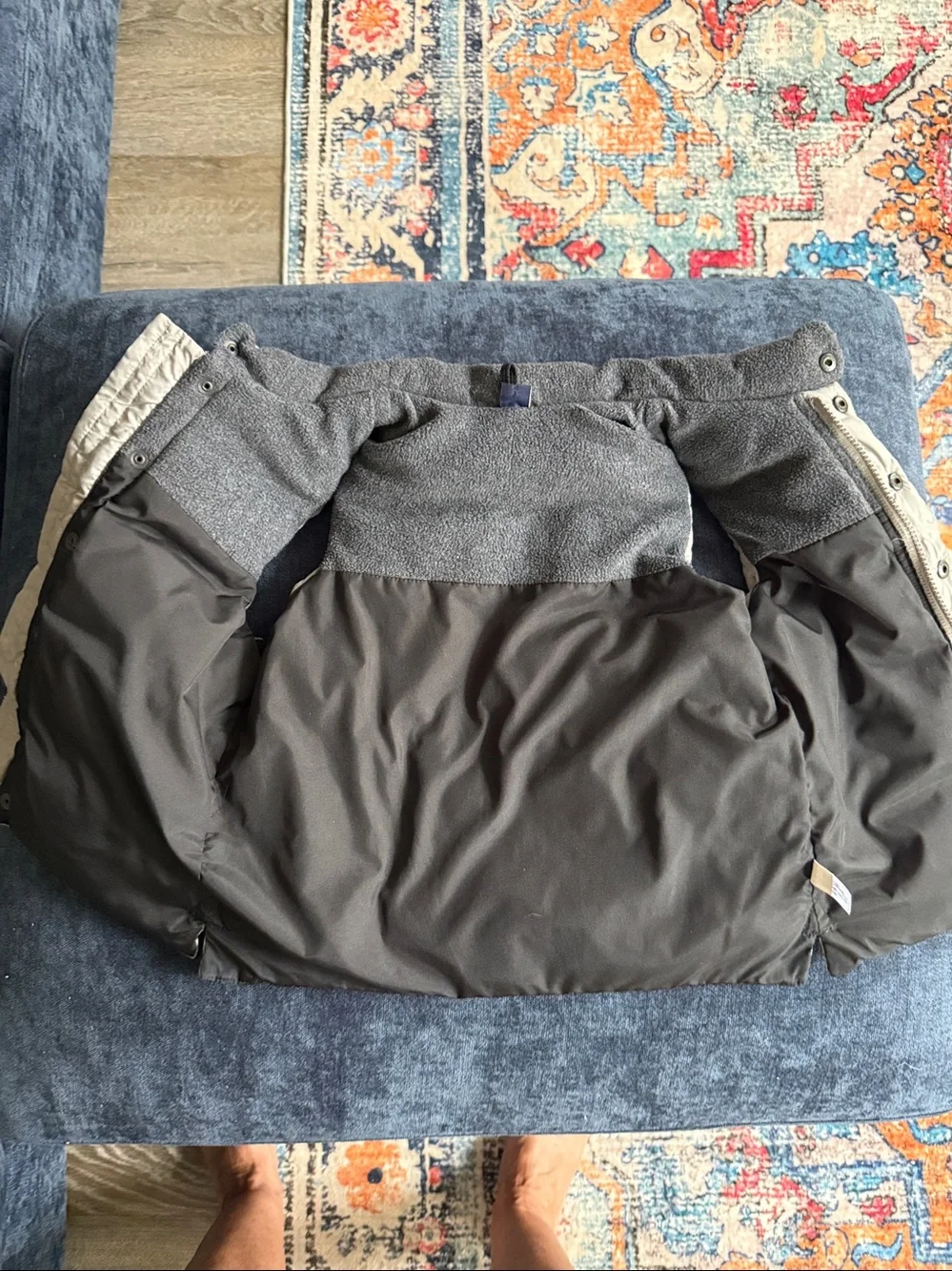 BabyGap Toddler 5 grey puffer vest with lightning bolt design on fabric like new
